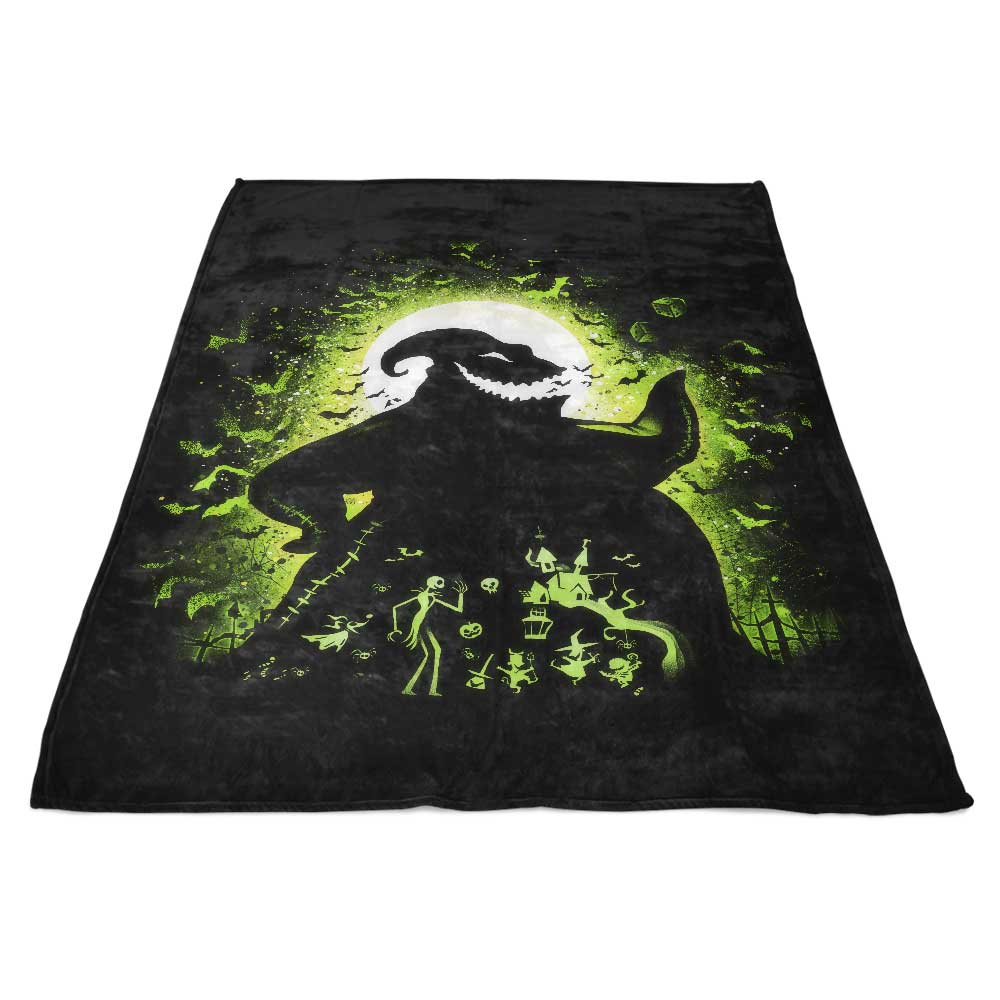Alemaglia's Cozy Fleece Blanket with Shadow on the Moon Design