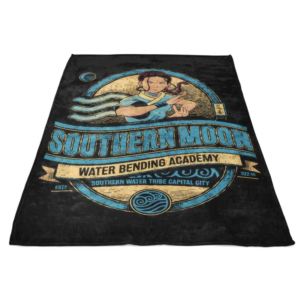 Soft and Plush Southern Moon Polyester Fleece Blanket