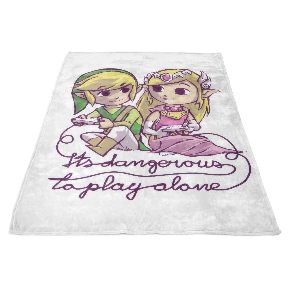 Cozy Spike00 Fleece Blanket - 'It's Risky to Play Solo'