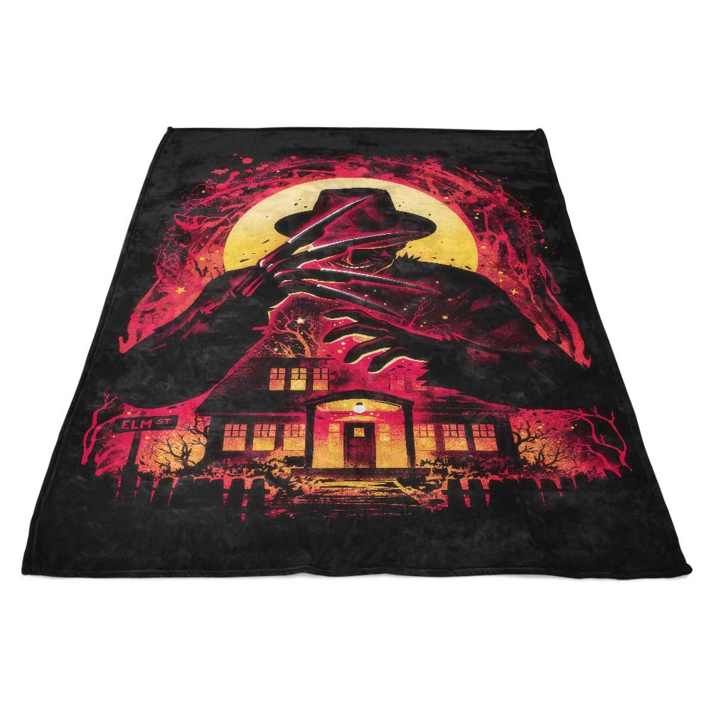 Alemaglia's Scary House Themed Fleece Blanket for a Chilling Experience