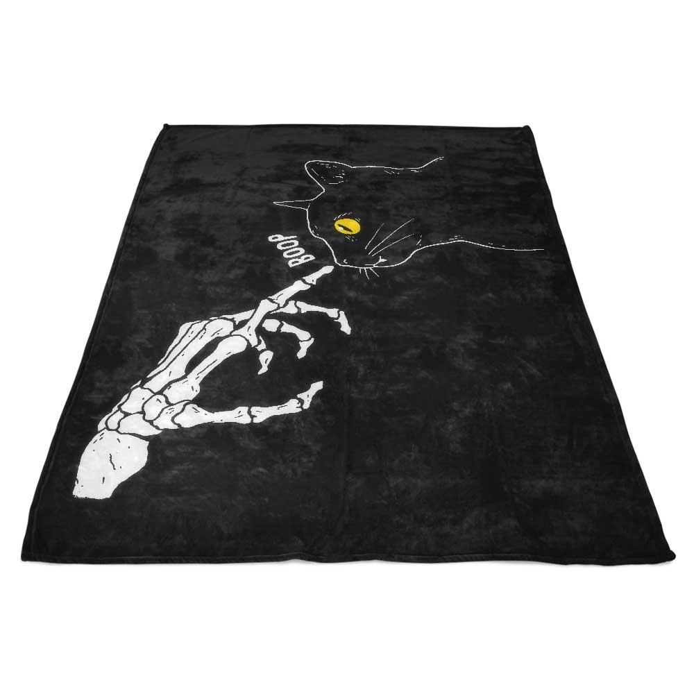 Spooky Boop - Cozy Fleece Blanket for Comfort