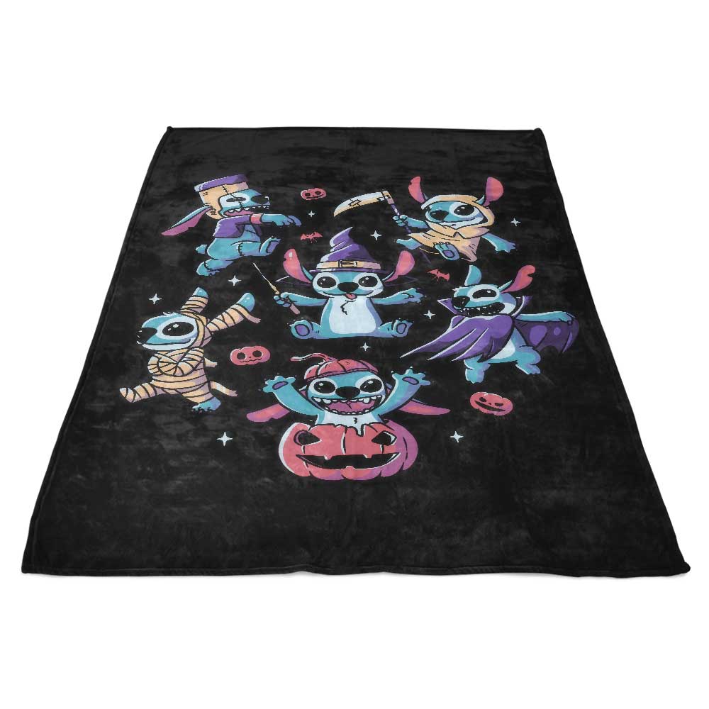 Soft and Plush Halloween Experiments Fleece Blanket for Cozy Nights