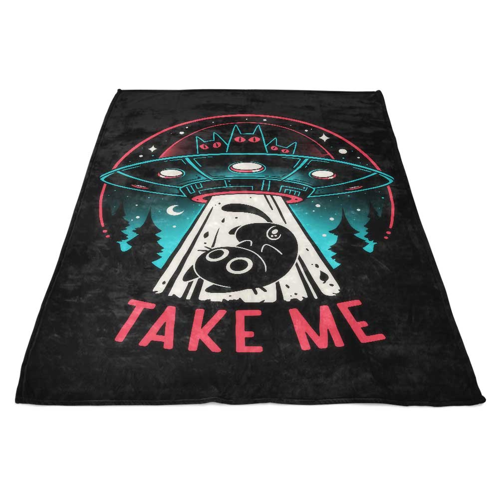 Kitty Alien Encounter Cozy Fleece Blanket for Warmth and Comfort