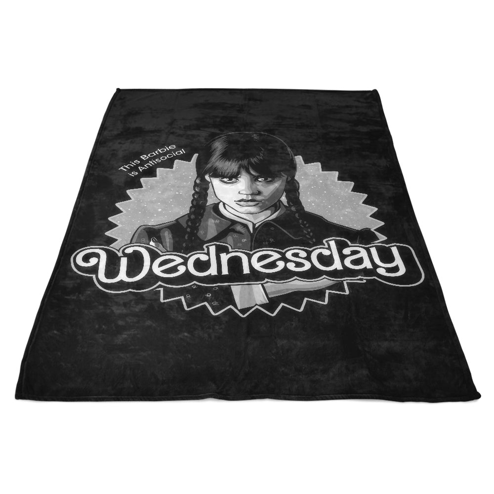 Ultra - Soft Antisocial Doll Themed Polyester Fleece Blanket