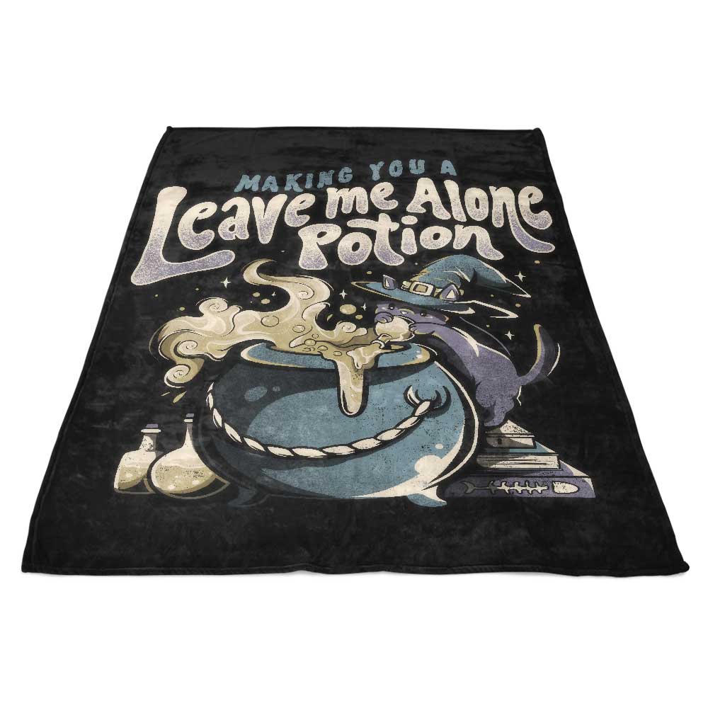 Ultra - Soft 'Leave Me Alone' USA - Made Fleece Blanket