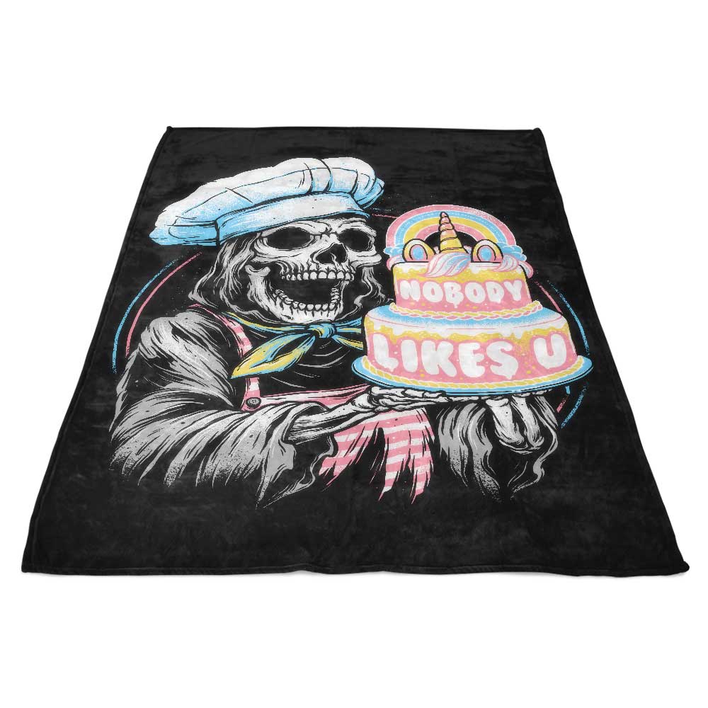 Ultra-Soft Doom Cake Themed Fleece Blanket for Cozy Moments