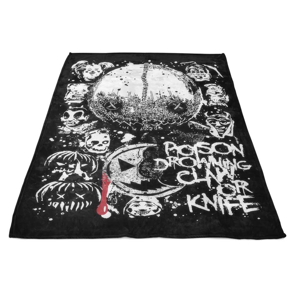 Ultra-Soft 'Claw or Knife' Polyester Fleece Blanket