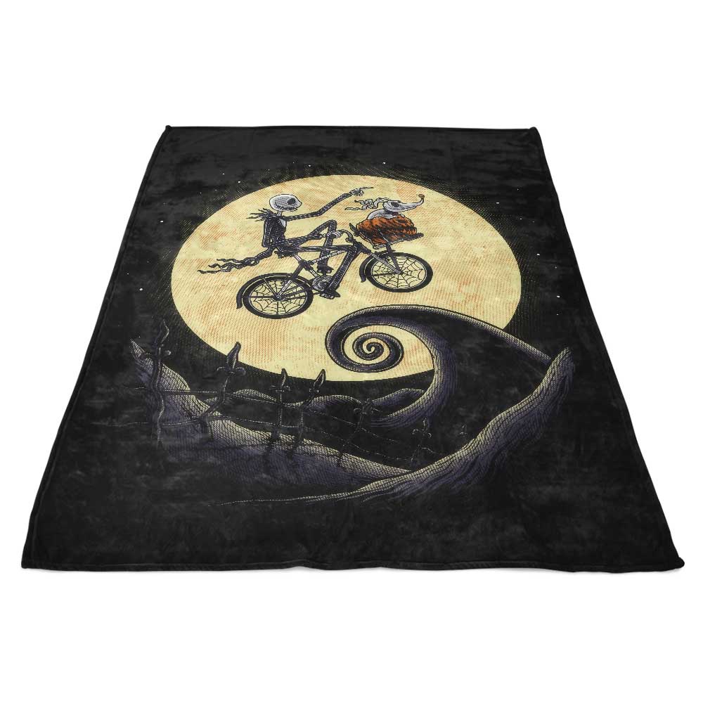 Cozy 'The Shadow on the Moon' Polyester Fleece Blanket